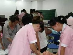 运城保姆多少钱一个月